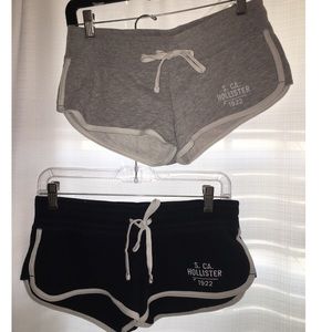 2 Hollister pair shorts